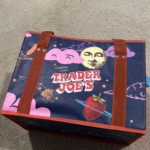 NWT Trader Joe’s Stand-Up Collapsible Grocery Tote Bag